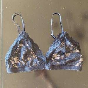 Aritzia Talula Lace Bralet